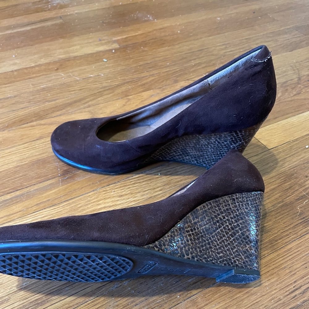 Aerosoles suede and leopard wedge heels size 8